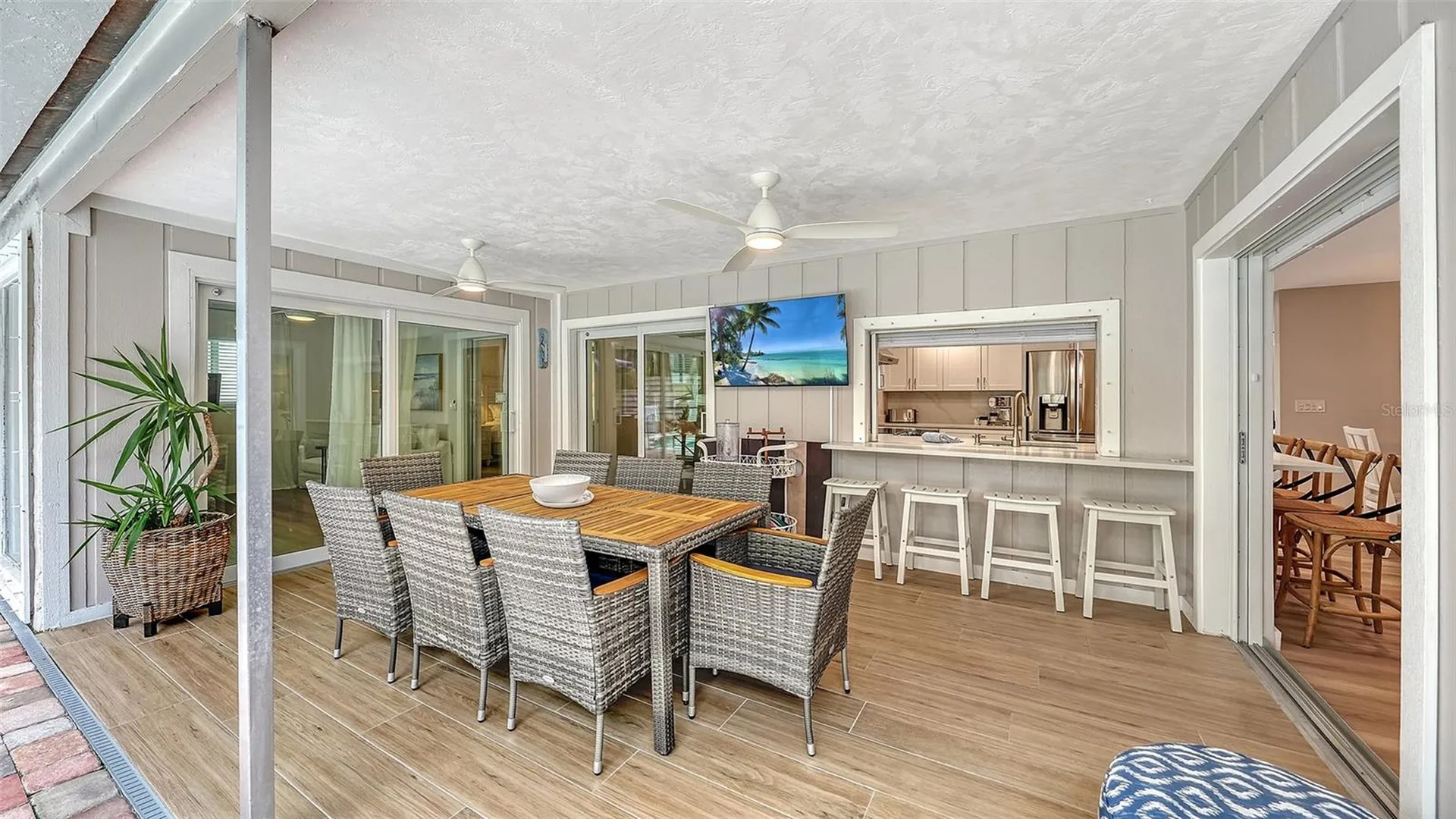 734 Birdsong Lane Sarasota FL 34242