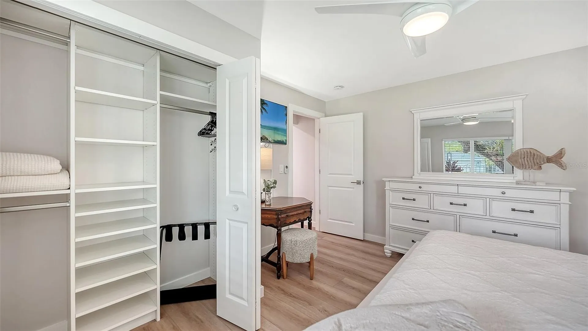 734 Birdsong Lane Sarasota FL 34242