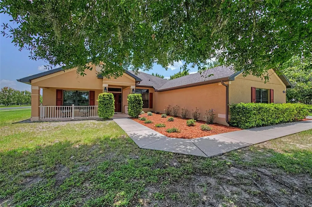 27928 Austin Woods Drive Dade City FL 33525