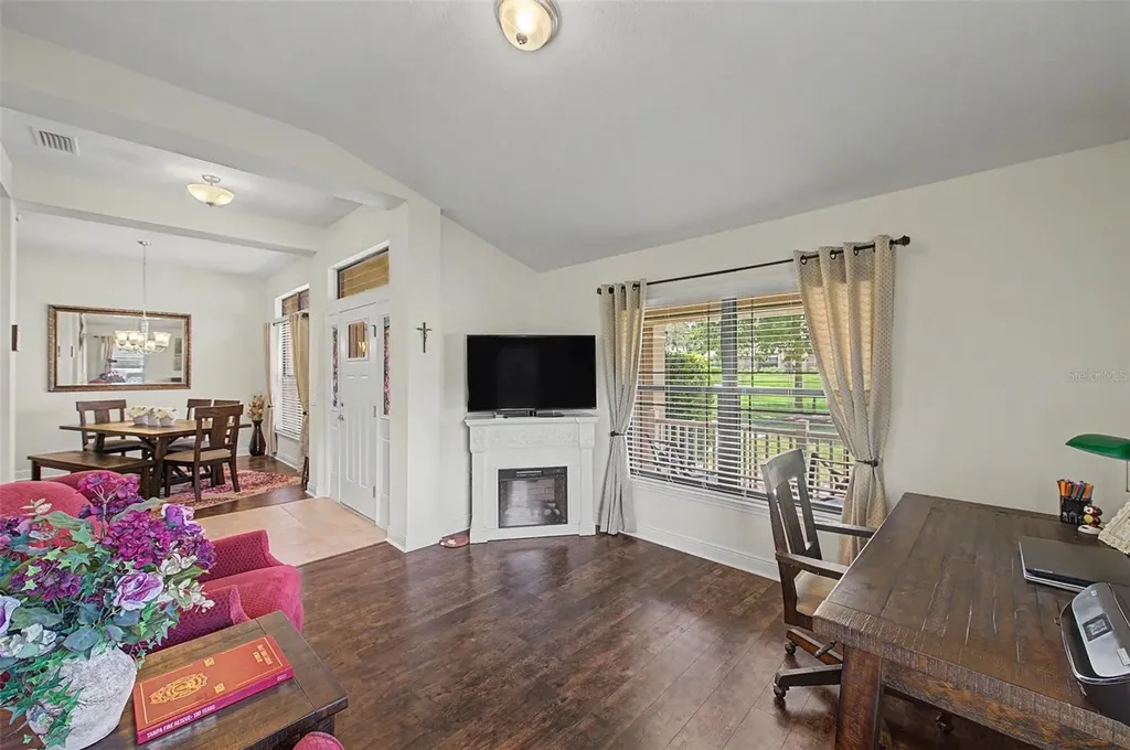 27928 Austin Woods Drive Dade City FL 33525