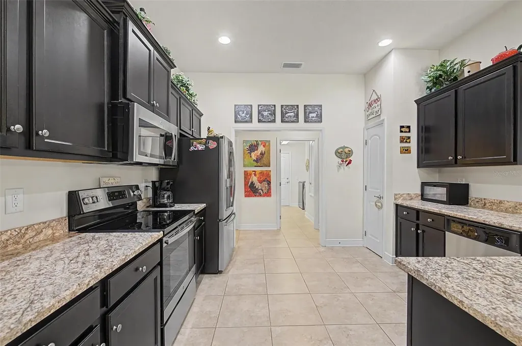 27928 Austin Woods Drive Dade City FL 33525
