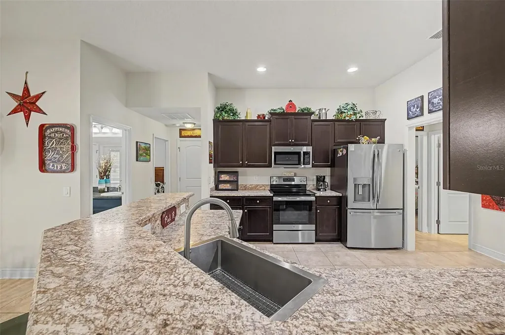 27928 Austin Woods Drive Dade City FL 33525