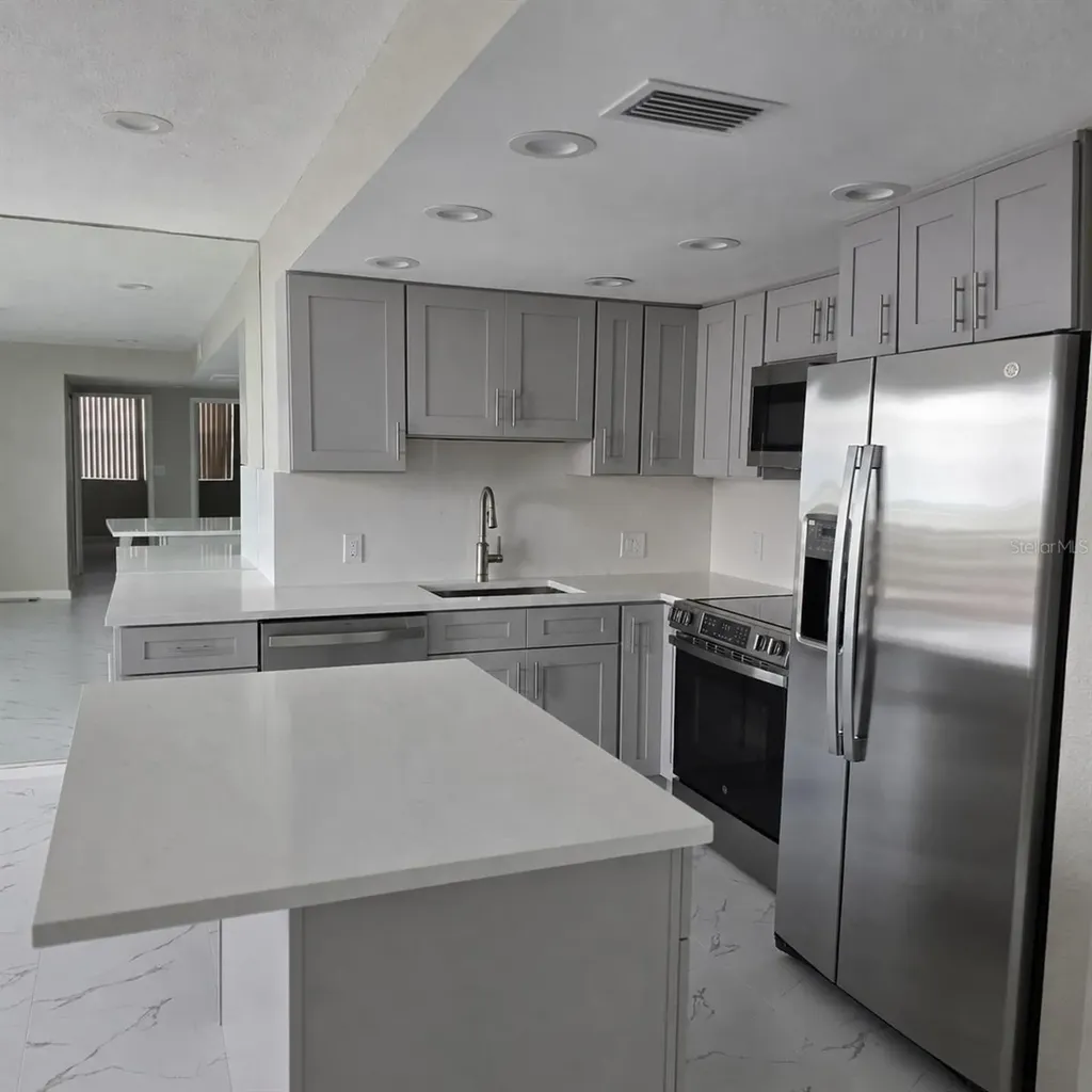 4015 Bayshore Boulevard Tampa FL 33611