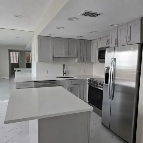 4015 Bayshore Boulevard Tampa FL 33611