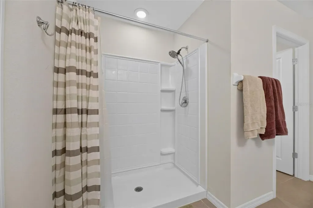 8115 Harwich Port Lane Gibsonton FL 33534