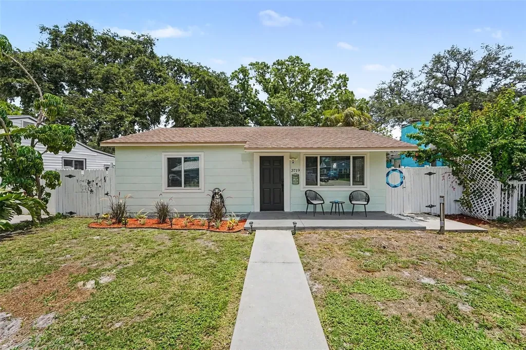 3719 39th Street N St Petersburg FL 33713