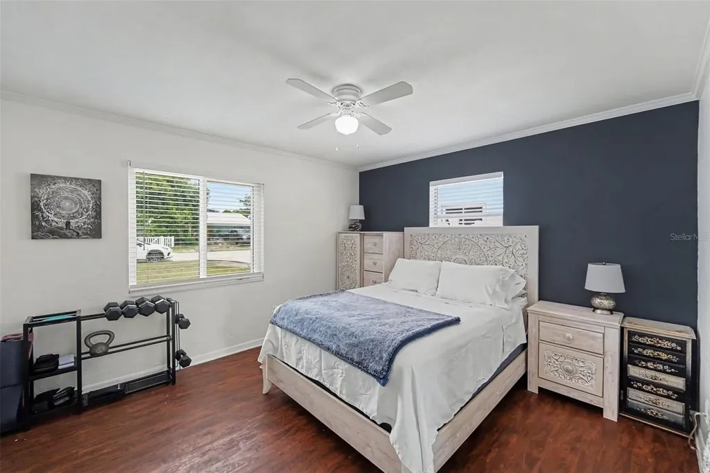 3719 39th Street N St Petersburg FL 33713