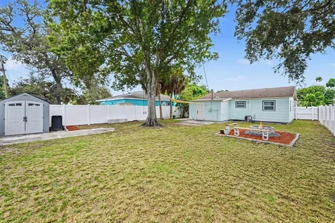 3719 39th Street N St Petersburg FL 33713