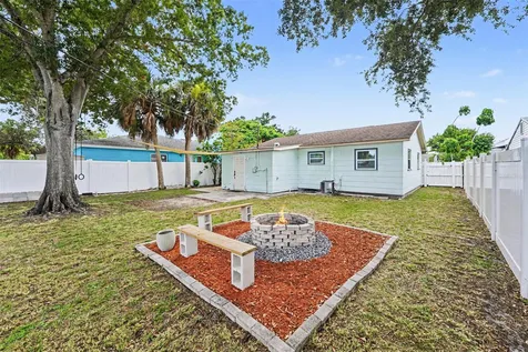 3719 39th Street N St Petersburg FL 33713