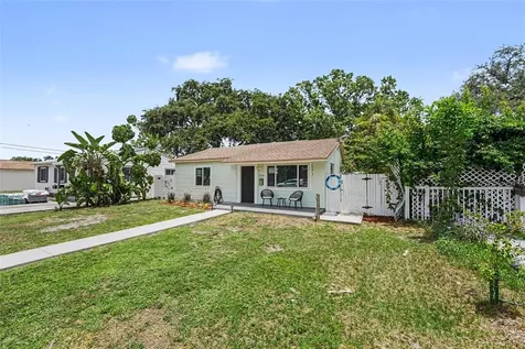 3719 39th Street N St Petersburg FL 33713