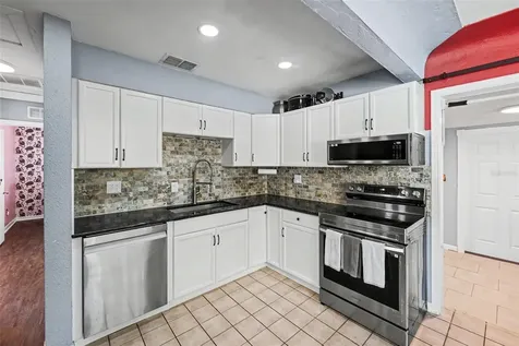3719 39th Street N St Petersburg FL 33713