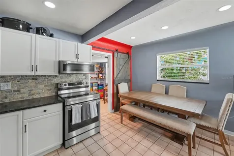 3719 39th Street N St Petersburg FL 33713