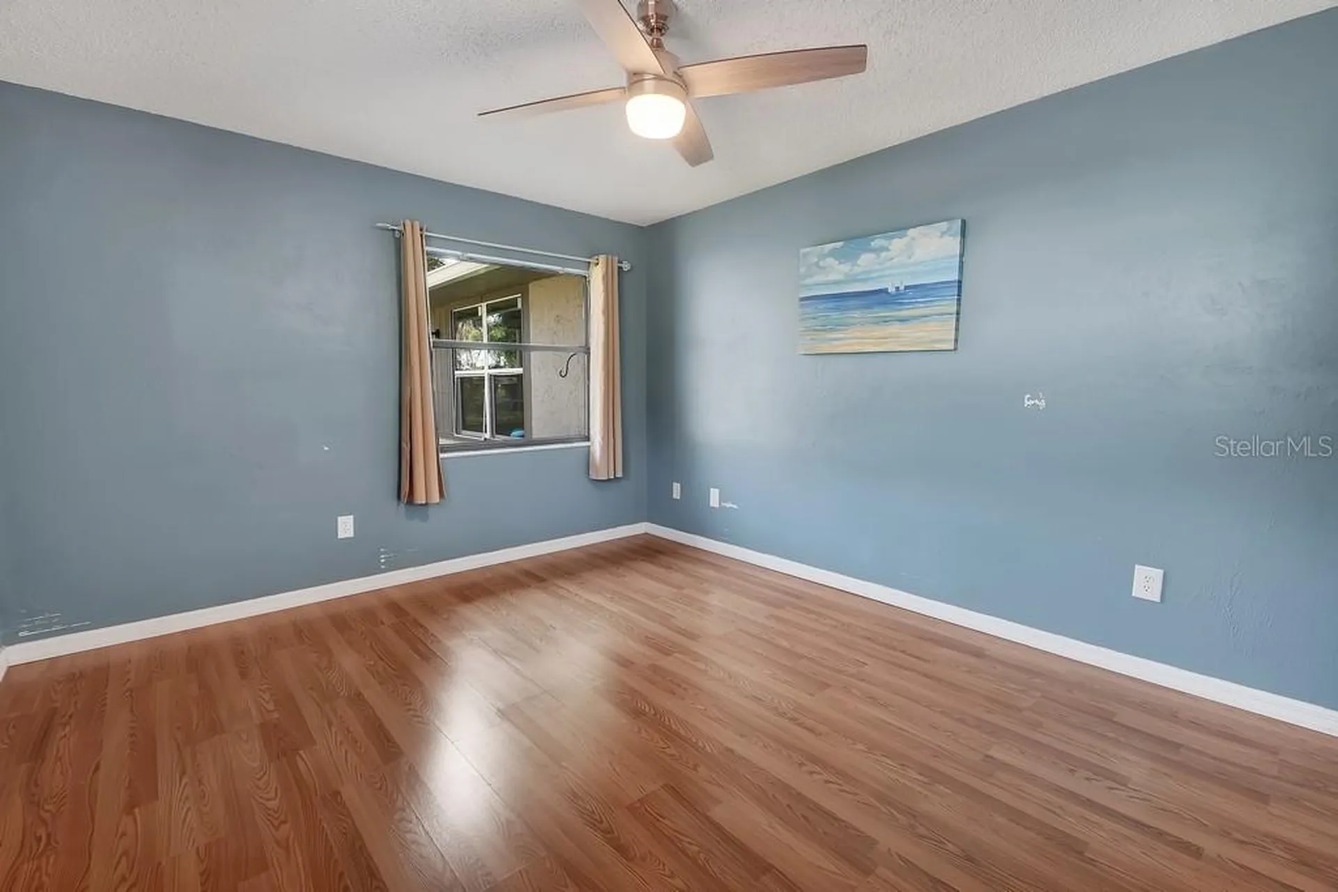 235 W Retta Street De Leon Springs FL 32130