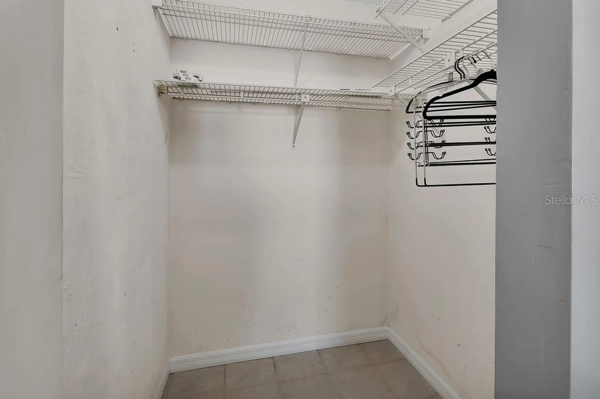 235 W Retta Street De Leon Springs FL 32130