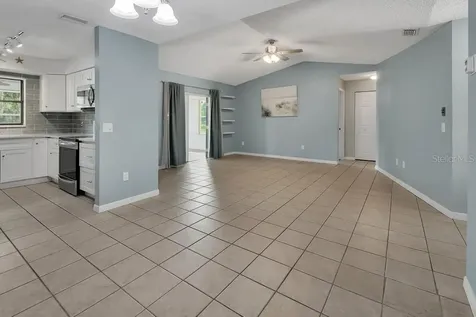 235 W Retta Street De Leon Springs FL 32130