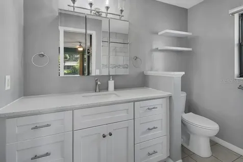 235 W Retta Street De Leon Springs FL 32130