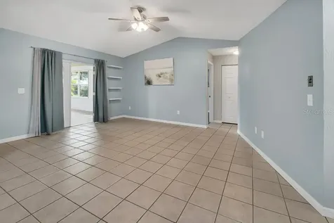 235 W Retta Street De Leon Springs FL 32130
