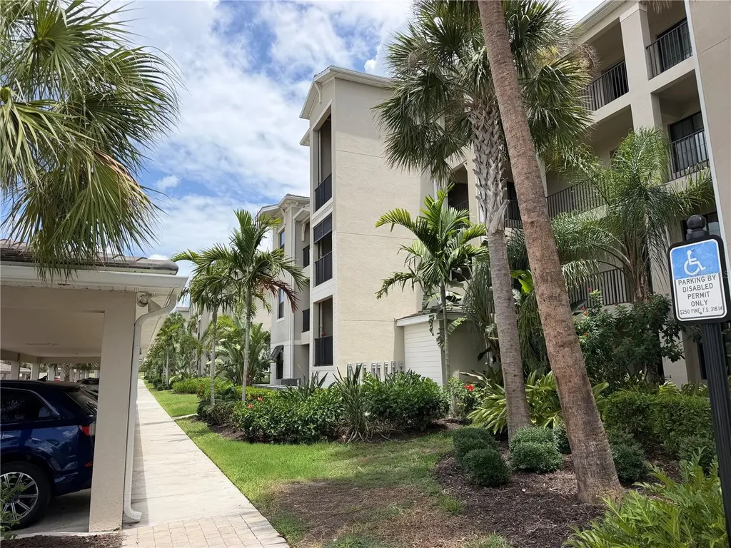 18008 Gawthrop Drive Bradenton FL 34211
