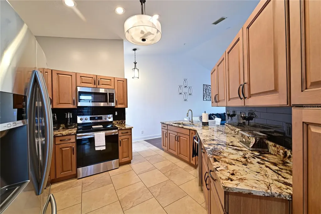 6589 Fairway Gardens Drive Bradenton FL 34203