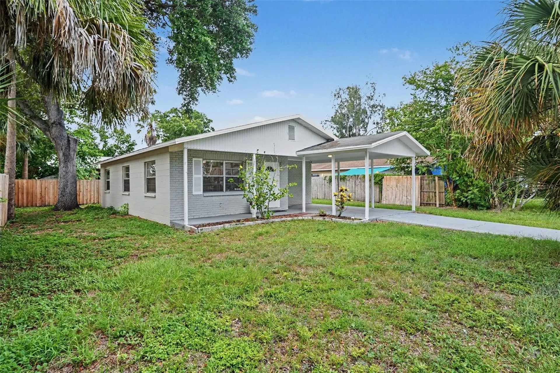 5733 66th Lane N St Petersburg FL 33709