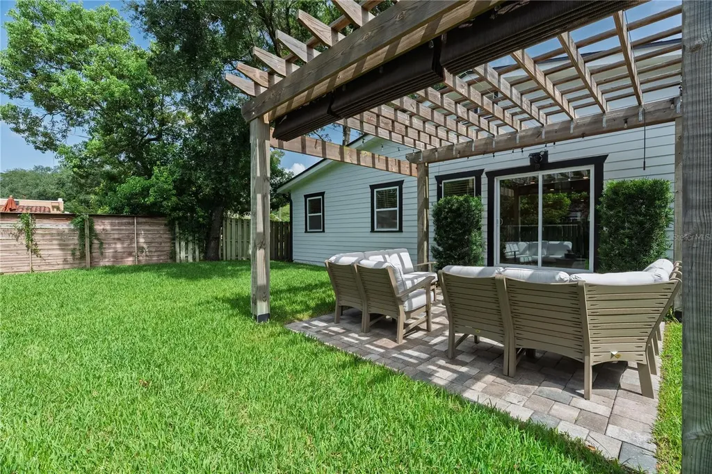 2028 Illinois Street Orlando FL 32803