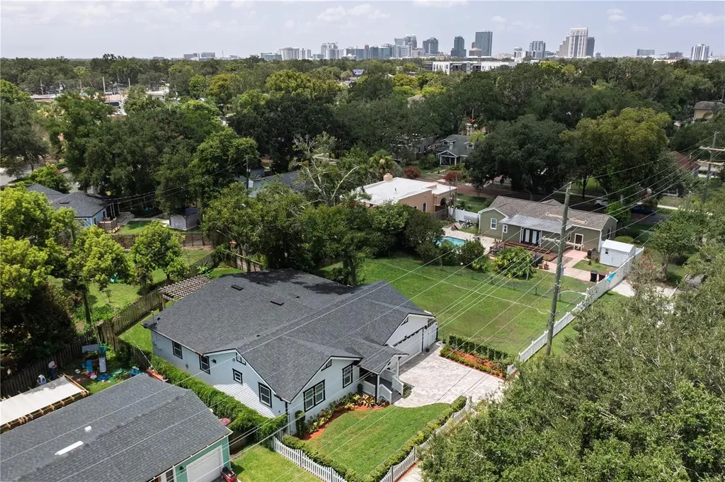 2028 Illinois Street Orlando FL 32803
