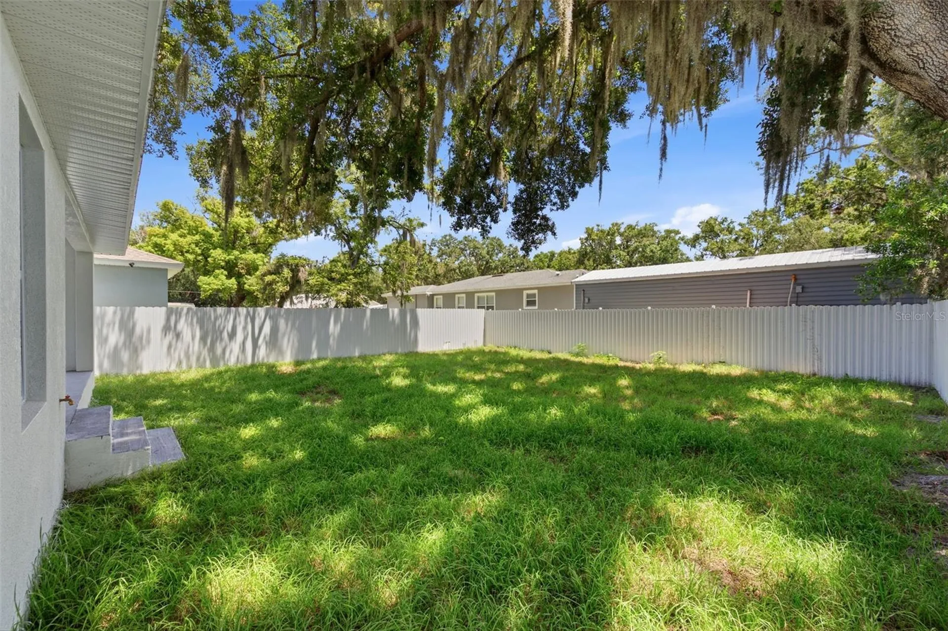 1319 E Church Street Plant City FL 33563