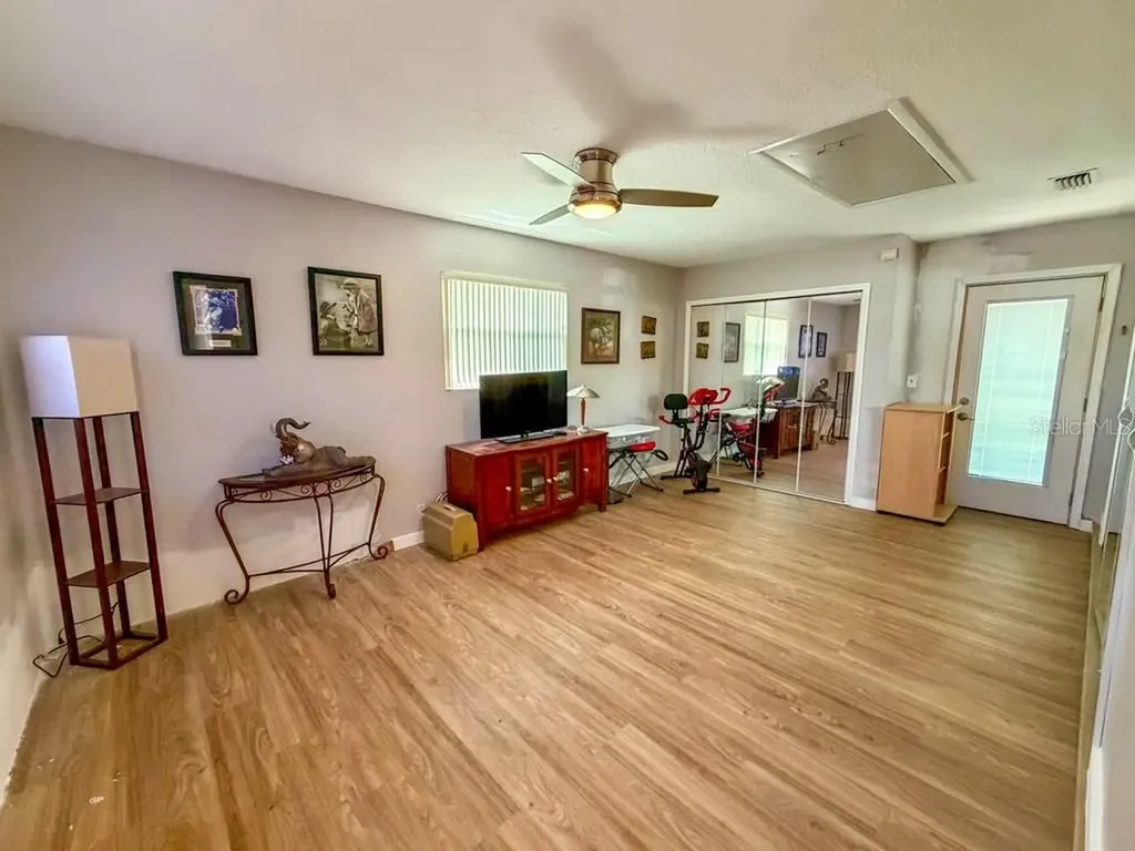 45 Caswell Drive Orlando FL 32825