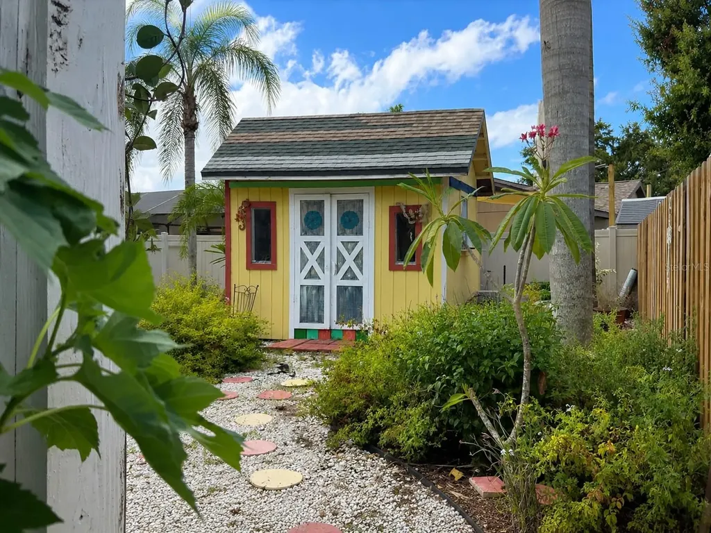 6503 34th Avenue W Bradenton FL 34209