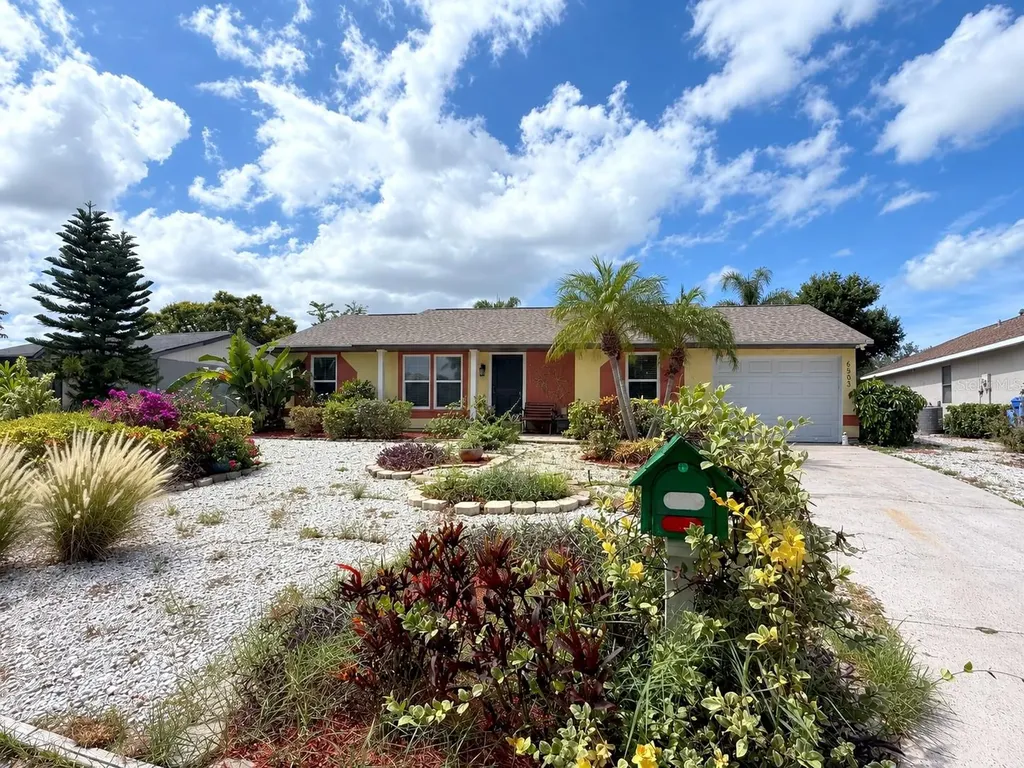 6503 34th Avenue W Bradenton FL 34209