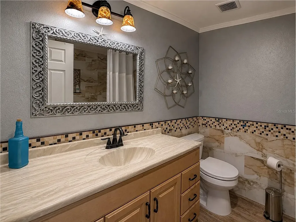 6503 34th Avenue W Bradenton FL 34209