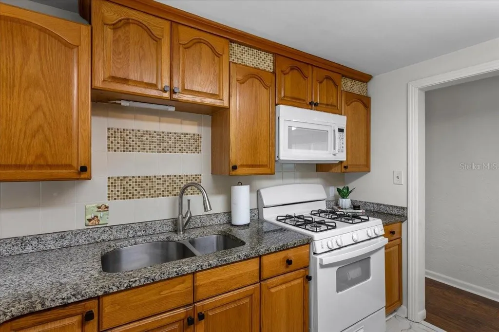 1116 NW 32nd Avenue Gainesville FL 32609