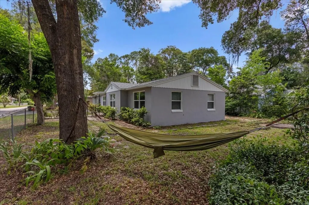 1116 NW 32nd Avenue Gainesville FL 32609