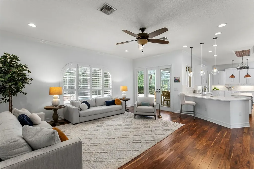 2113 Climbing Ivy Drive Tampa FL 33618