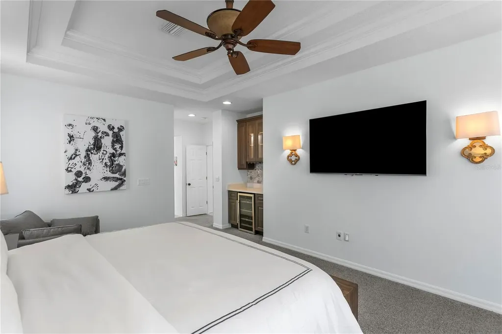 2113 Climbing Ivy Drive Tampa FL 33618