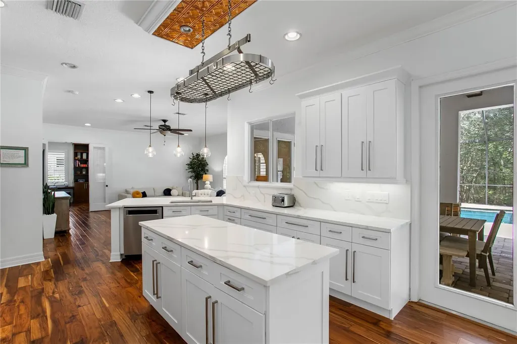 2113 Climbing Ivy Drive Tampa FL 33618