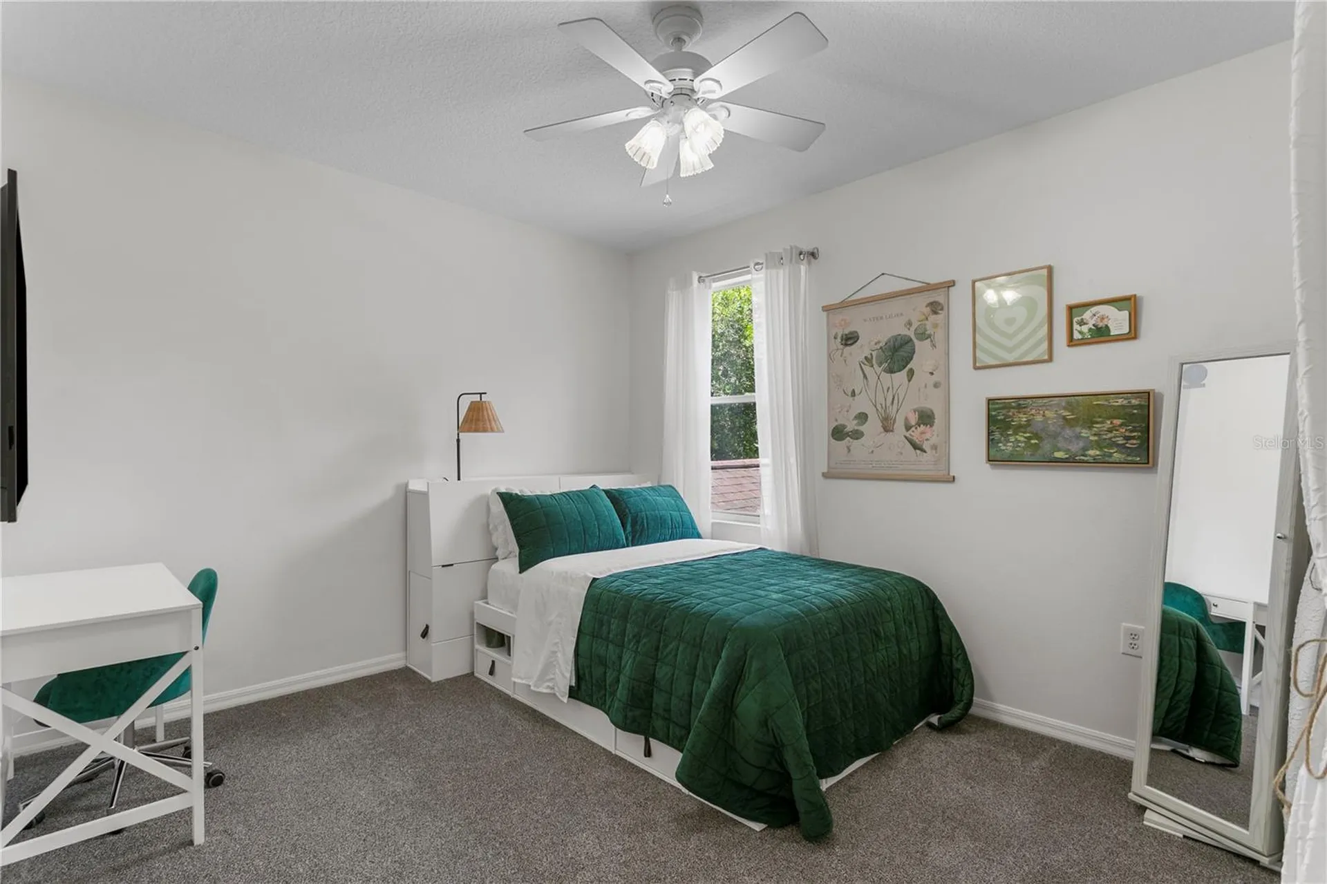 2113 Climbing Ivy Drive Tampa FL 33618
