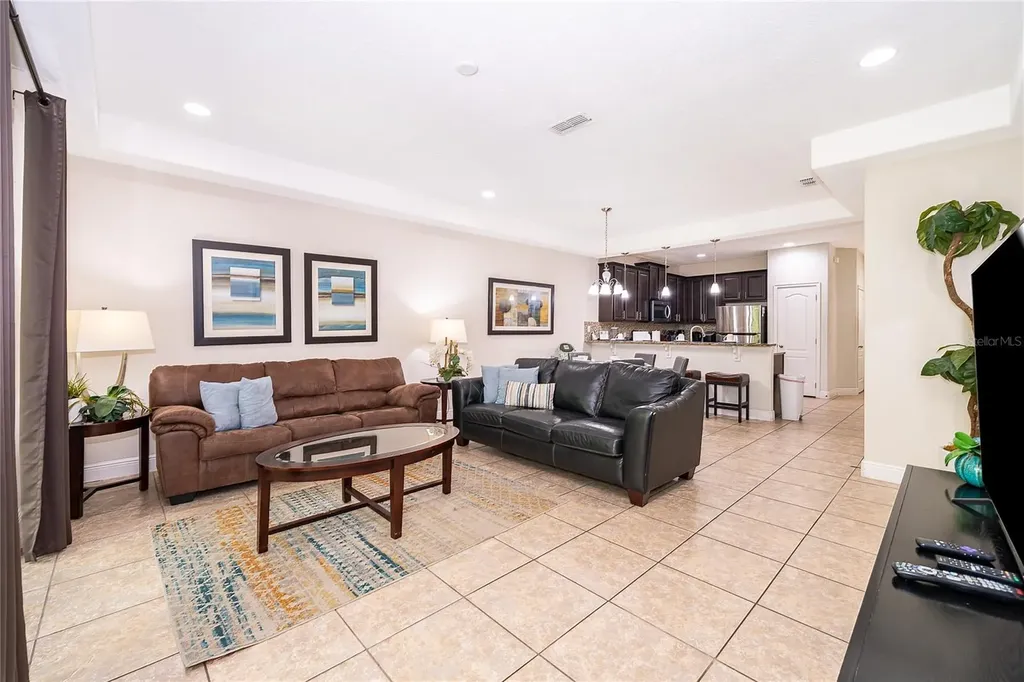 8213 Roseville Boulevard Davenport FL 33896