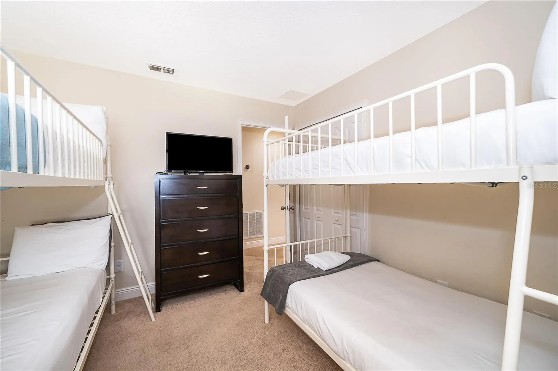 8213 Roseville Boulevard Davenport FL 33896