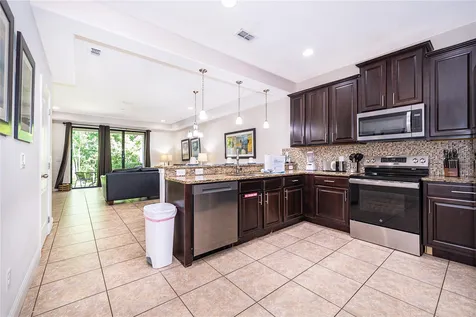 8213 Roseville Boulevard Davenport FL 33896