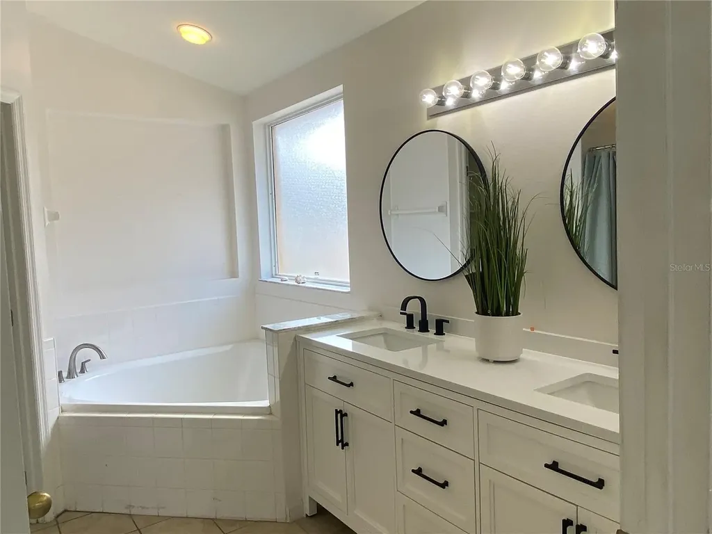 419 Buckingham Circle Davenport FL 33897