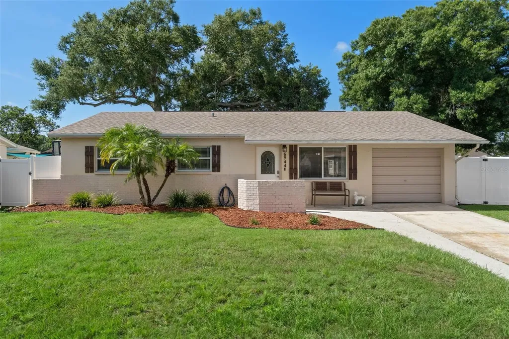 6944 Buhrley Terrace N St Petersburg FL 33709