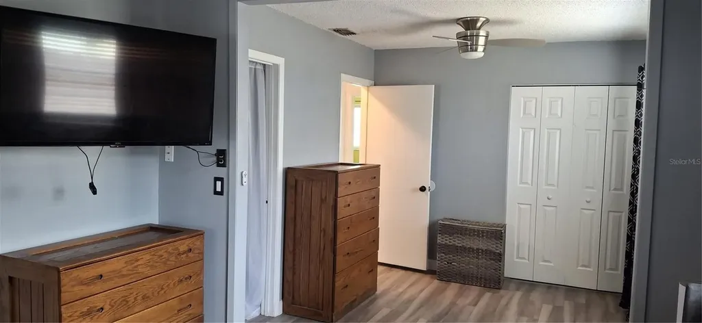 6944 Buhrley Terrace N St Petersburg FL 33709