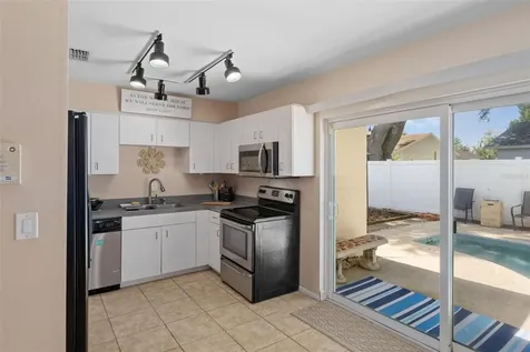 6944 Buhrley Terrace N St Petersburg FL 33709