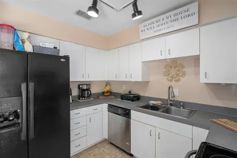 6944 Buhrley Terrace N St Petersburg FL 33709