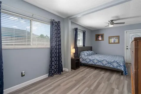 6944 Buhrley Terrace N St Petersburg FL 33709