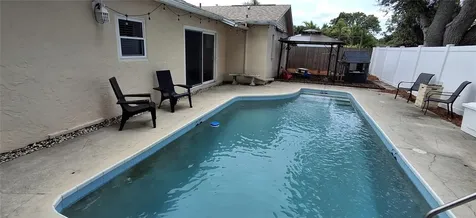 6944 Buhrley Terrace N St Petersburg FL 33709