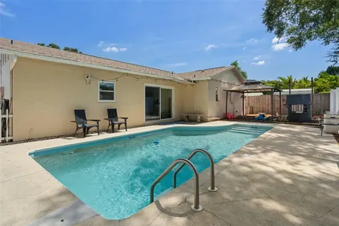 6944 Buhrley Terrace N St Petersburg FL 33709