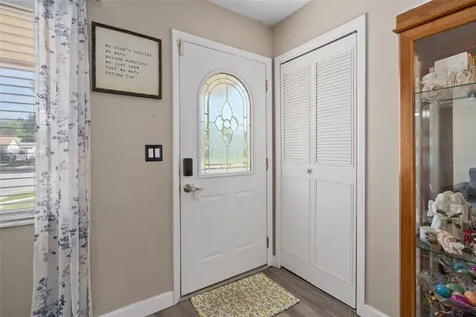 6944 Buhrley Terrace N St Petersburg FL 33709