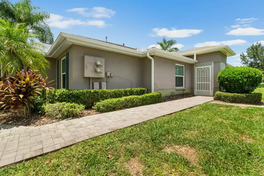 1148 Corinth Greens Drive Sun City Center FL 33573